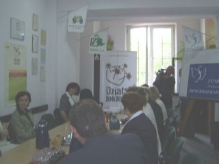 XV Konkurs Grantowy "Działaj Lokalnie V". Podpisanie umów grantowych ze zwycięzcami 12 maja 2006 r. 