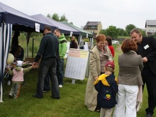 Piknik Organizacji Pozarządowych pod hasłem "10 lat Fundacji" Stadion OSiR w ramach Dni Biłgoraja. 06 czerwca 2009 r. 