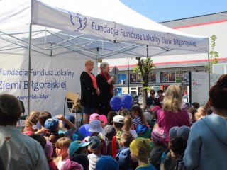 Czytelniczy pociąg wypełniony maksymalnie