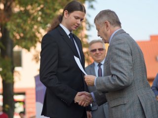 Fotorelacja z uroczystości wręczenia stypendiów